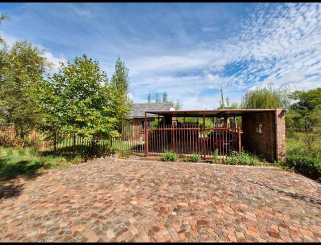 FARM FOR SALE IN MNANDI